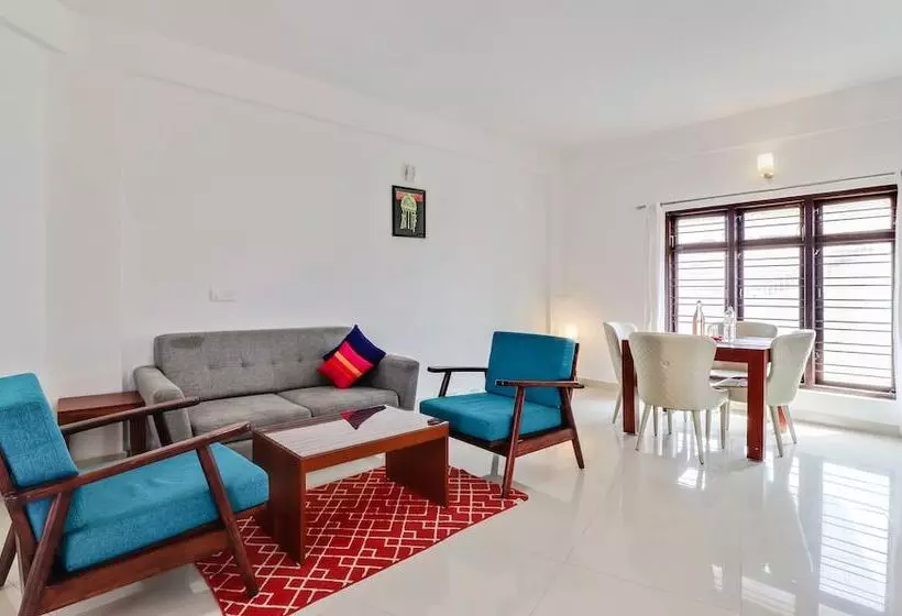 ホテル Treebo Vrindavan, 3 Km From Madikeri Fort