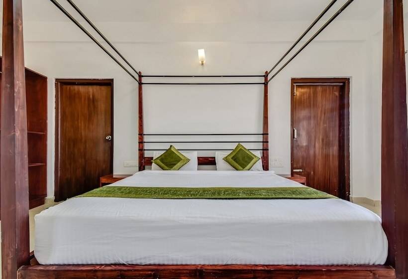 Hotelli Treebo Vrindavan, 3 Km From Madikeri Fort