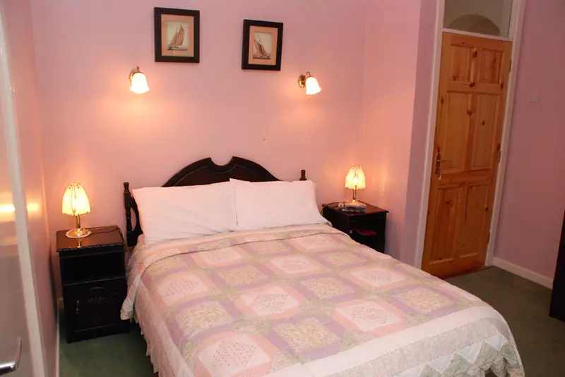 Bungalow Farmhouse B&b