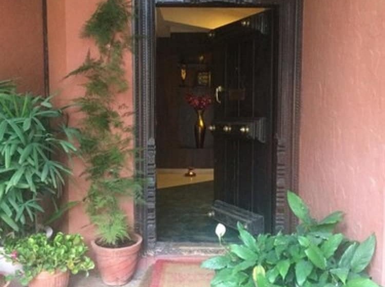 فندق Icon Boutique By Bhagini