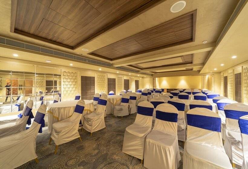 فندق Icon Boutique By Bhagini