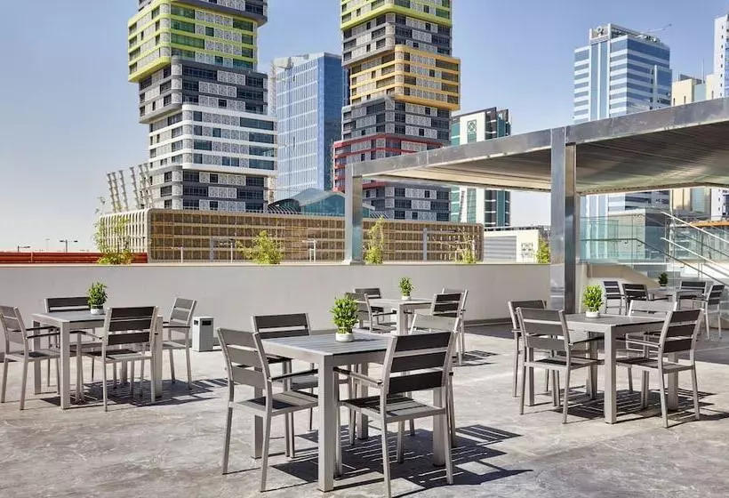هتل Staybridge Suites Doha Lusail, An Ihg