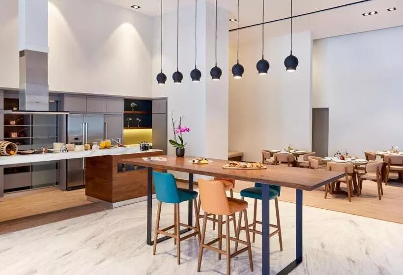هتل Staybridge Suites Doha Lusail, An Ihg