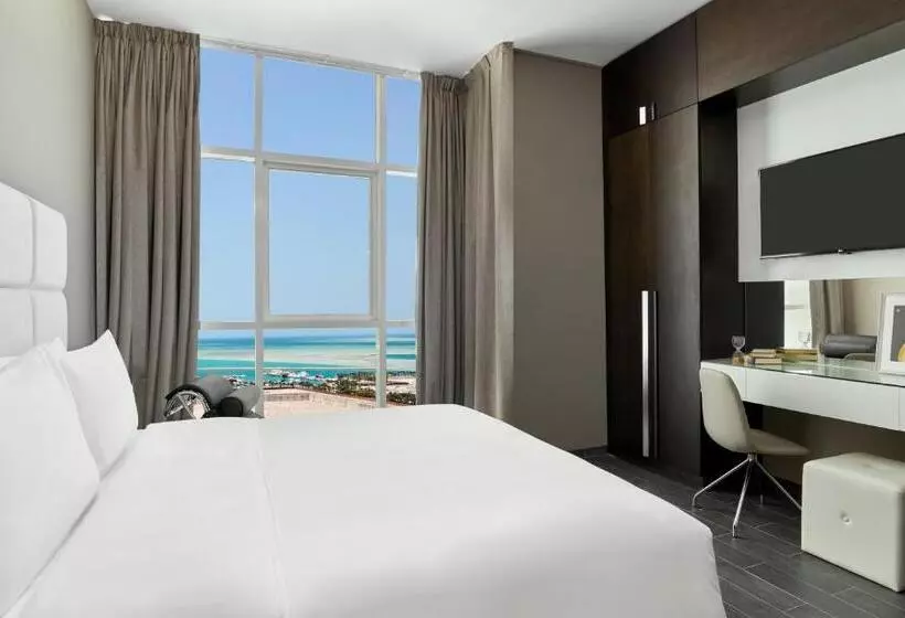 هتل Staybridge Suites Doha Lusail, An Ihg