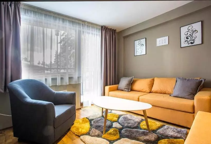 Hotelli Sunny Hills Ski&wellness