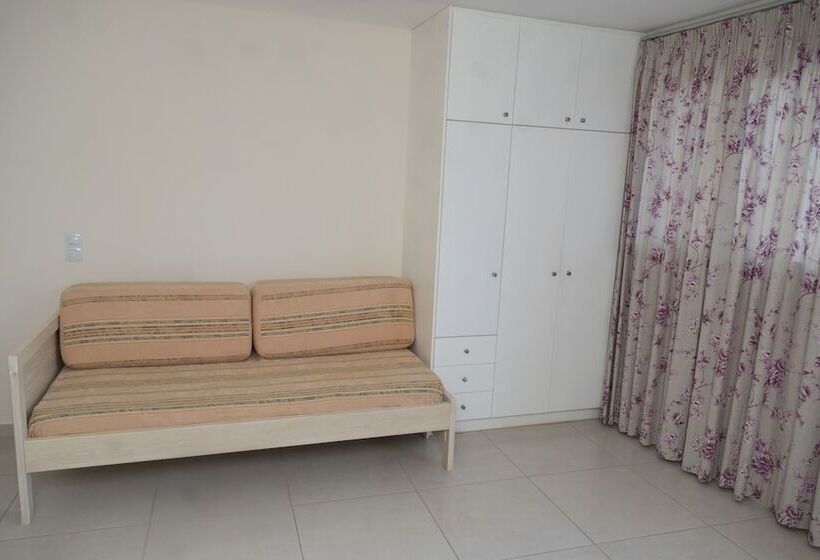 Hôtel Sunset Studios & Apartments By Estia