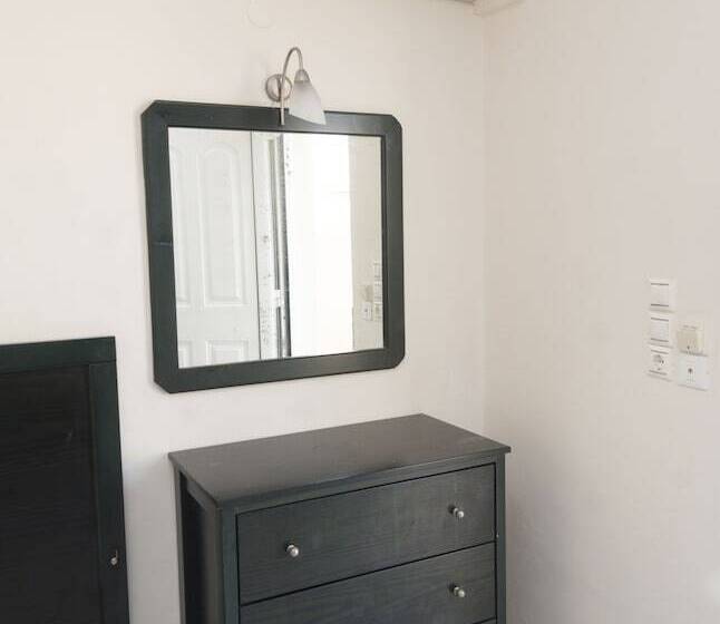 Hôtel Sunset Studios & Apartments By Estia