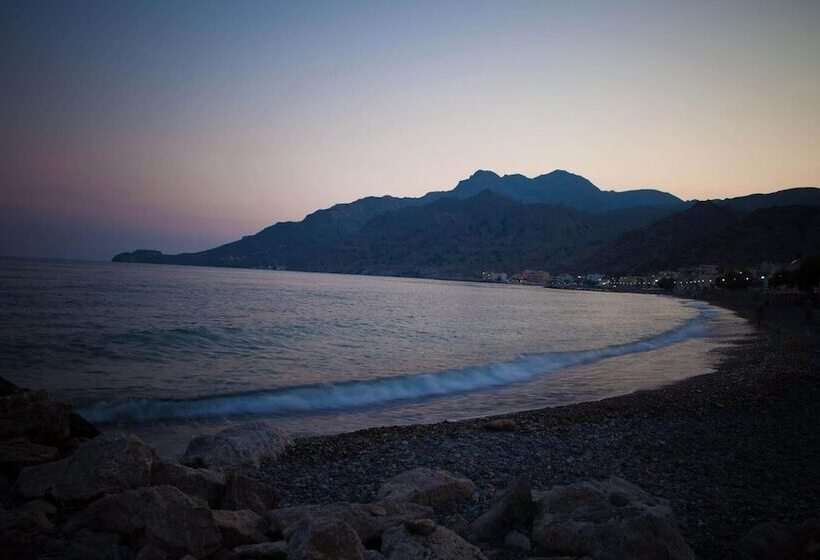 Hotel Triton Authentic Cretan