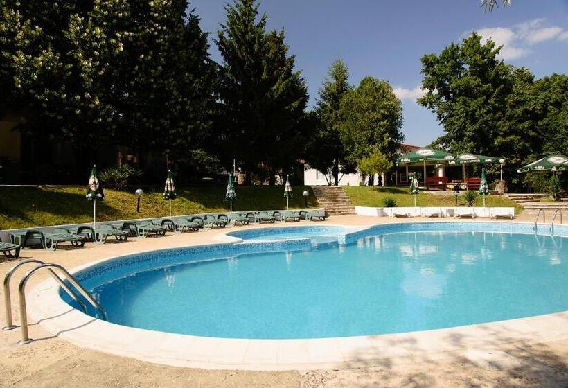 호텔 Zdravets   Free Parking