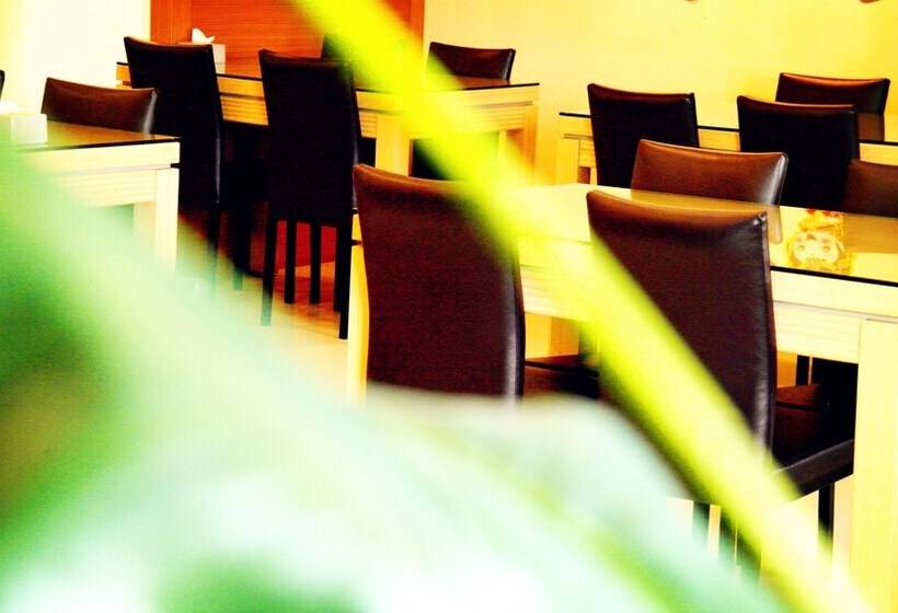 Discovery Motel Tucheng