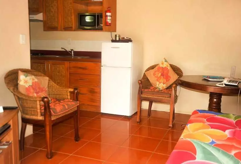 Dorothy S Muri Beach Bungalows