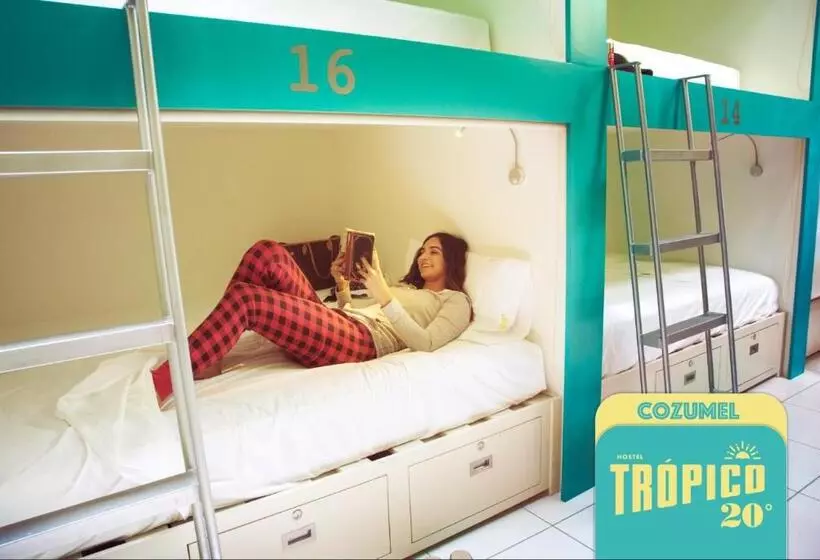 Hostel Tropico 20º Oceanfront