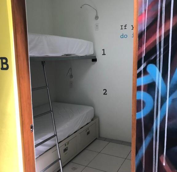 Hostel Tropico 20º Oceanfront