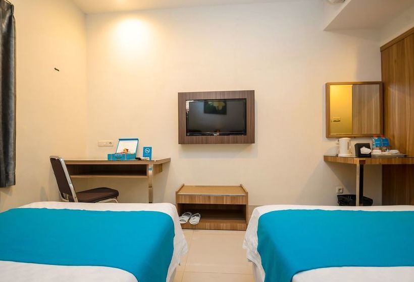 ホテル Airy Biringkanaya Bulurokeng Botolempangan Raya 53 Makassar