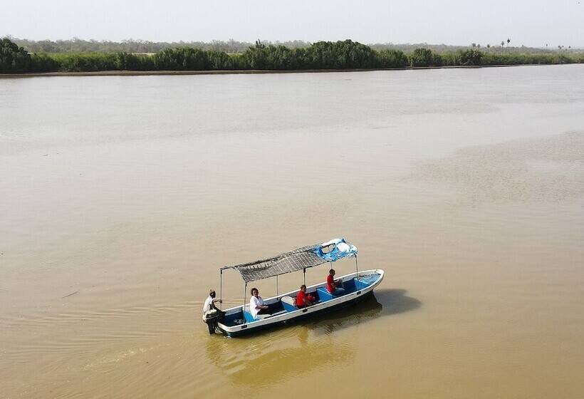 هتل Balafon Beach Resort