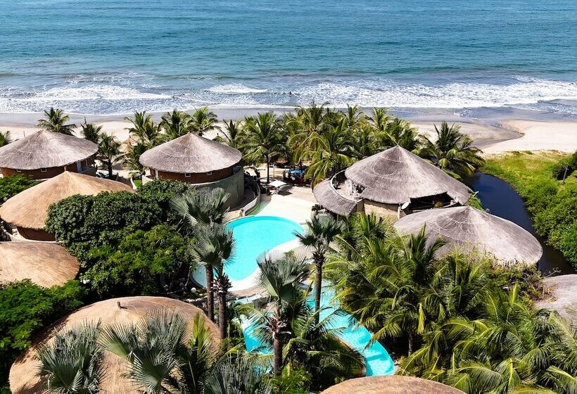 هتل Balafon Beach Resort