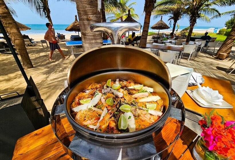 هتل Balafon Beach Resort