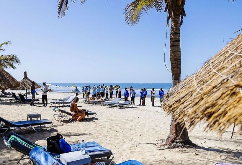 هتل Balafon Beach Resort