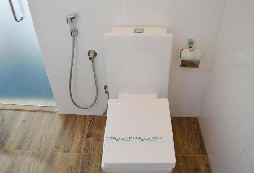 فندق Cafe Pinnalanda