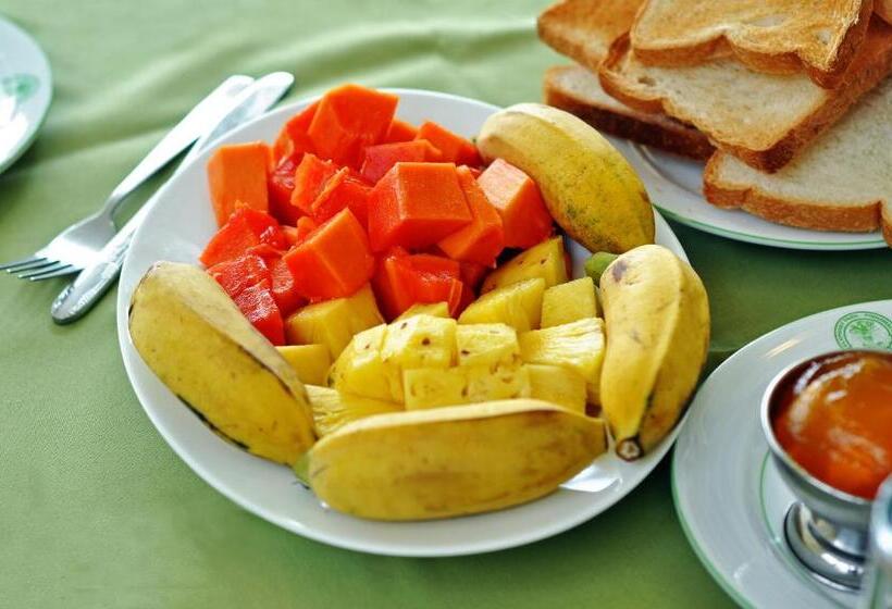 فندق Cafe Pinnalanda