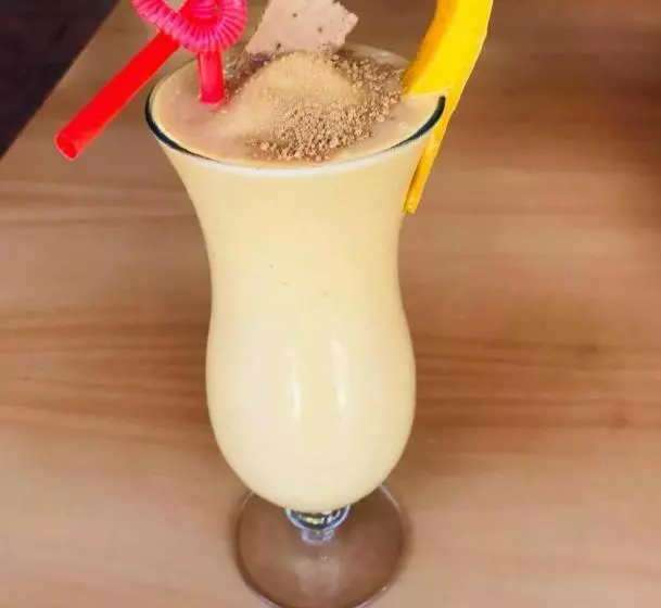 Coucou Bar Hotel And Restaurant