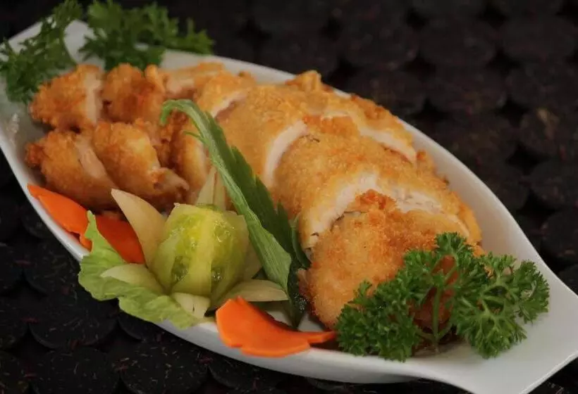 Coucou Bar Hotel And Restaurant