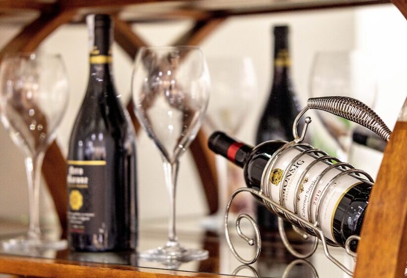 هتل Elevate Suites