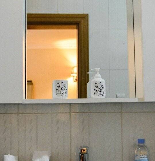 هتل Elevate Suites