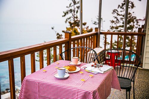 Geoje White O Pension