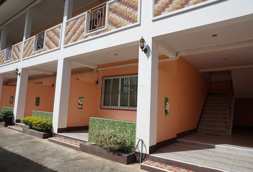 فندق Kanoktid Place