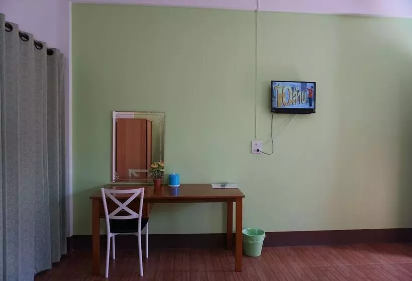 Hotelli Kanoktid Place