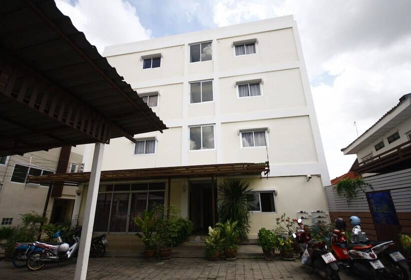 Отель Mileplace