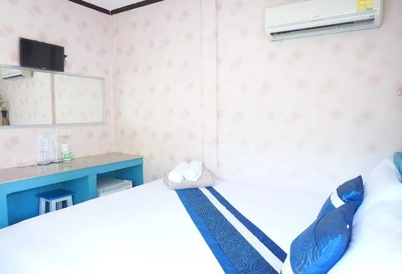 ホテル Paifha Beach Resort