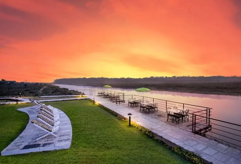 هتل Park Safari Resort