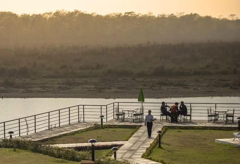 هتل Park Safari Resort