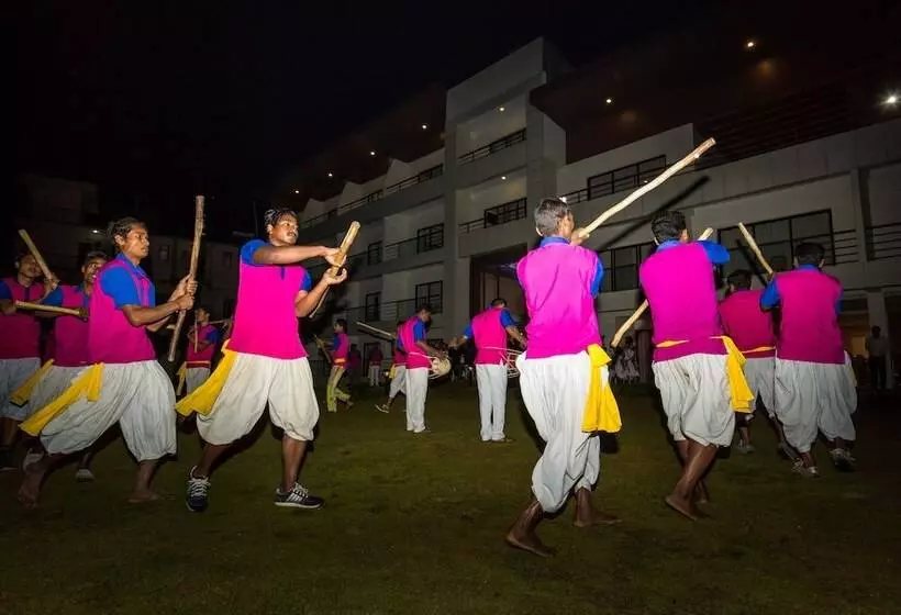 هتل Park Safari Resort