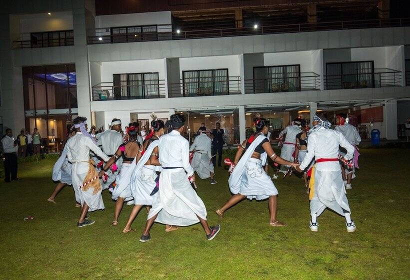 هتل Park Safari Resort