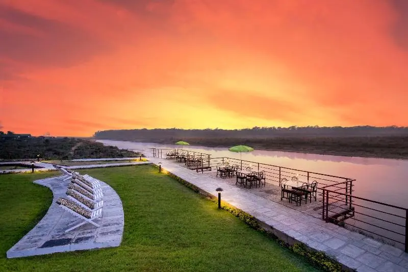 هتل Park Safari Resort