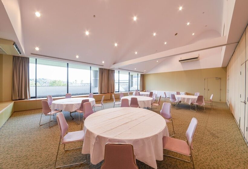 酒店 Spring Golf & Art Resort Awaji