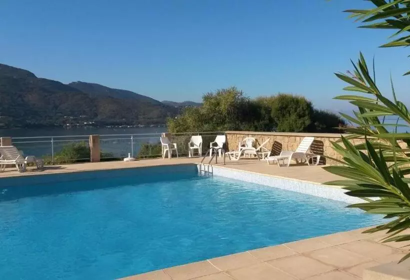 Les Sables Blancs De La Liscia