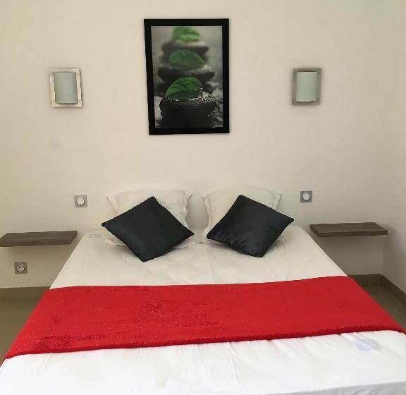 Les Sables Blancs De La Liscia