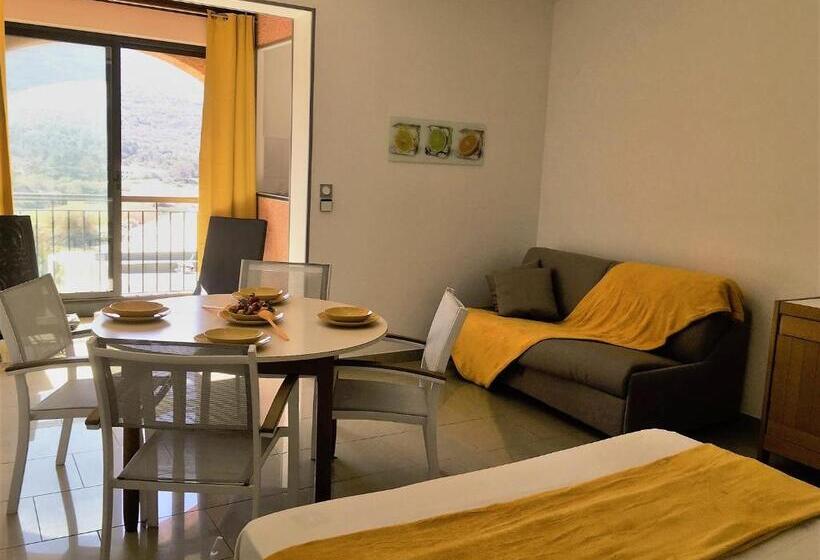 Les Sables Blancs De La Liscia