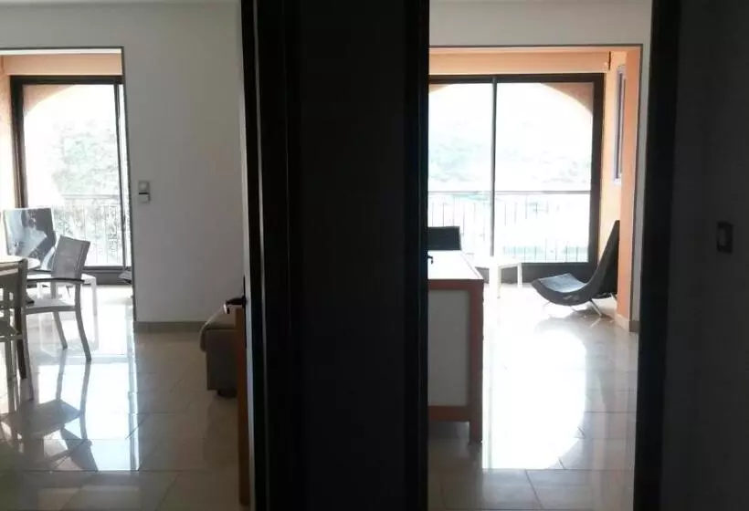 Les Sables Blancs De La Liscia