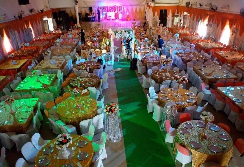 پانسیون Ben Auto