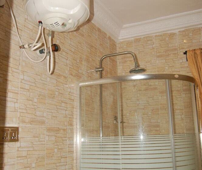 پانسیون Ben Auto