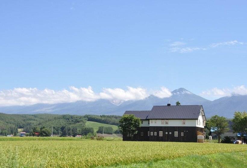 بنسيون Gufo No Mori Kamifurano