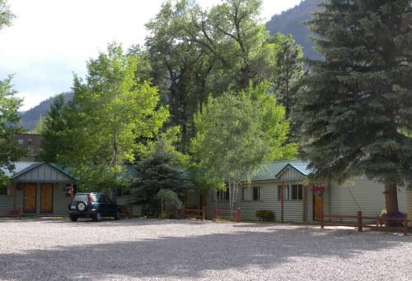 펜션 Redstone Cliffs Lodge