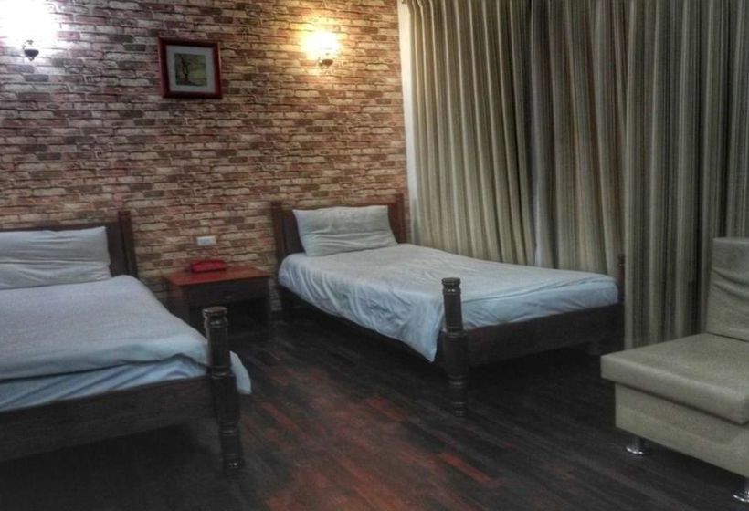 פנסיון Vayakorn House