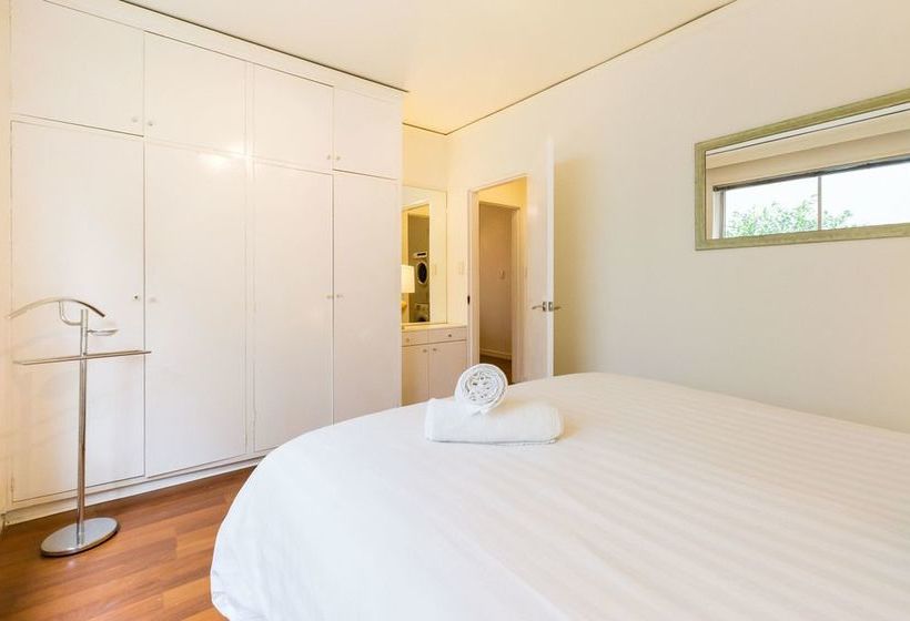 Selena, 2bdr South Yarra Apartment