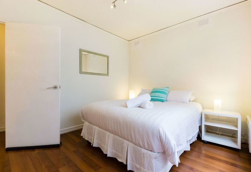 Selena, 2bdr South Yarra Apartment